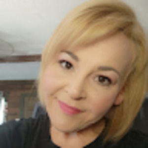 Meet your Posher, Julian